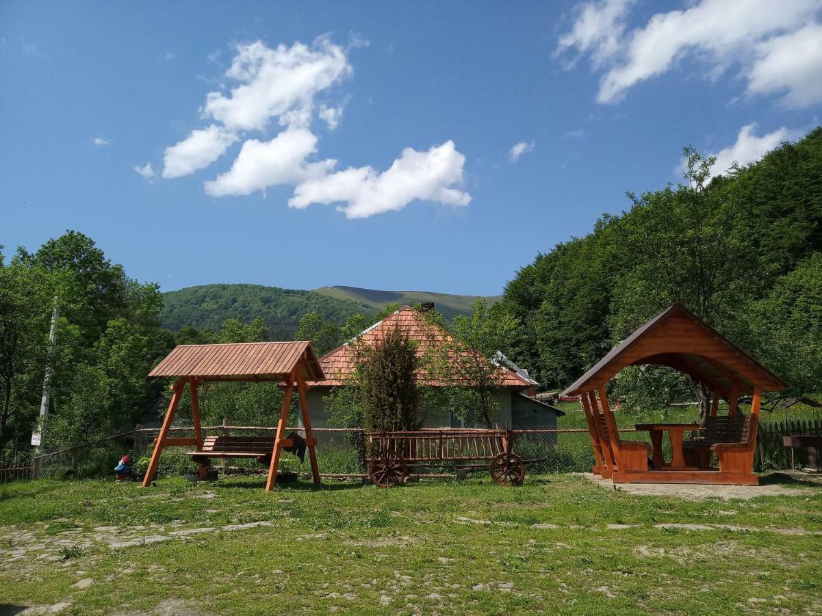 Верховинський Котедж Bukovets Exterior foto